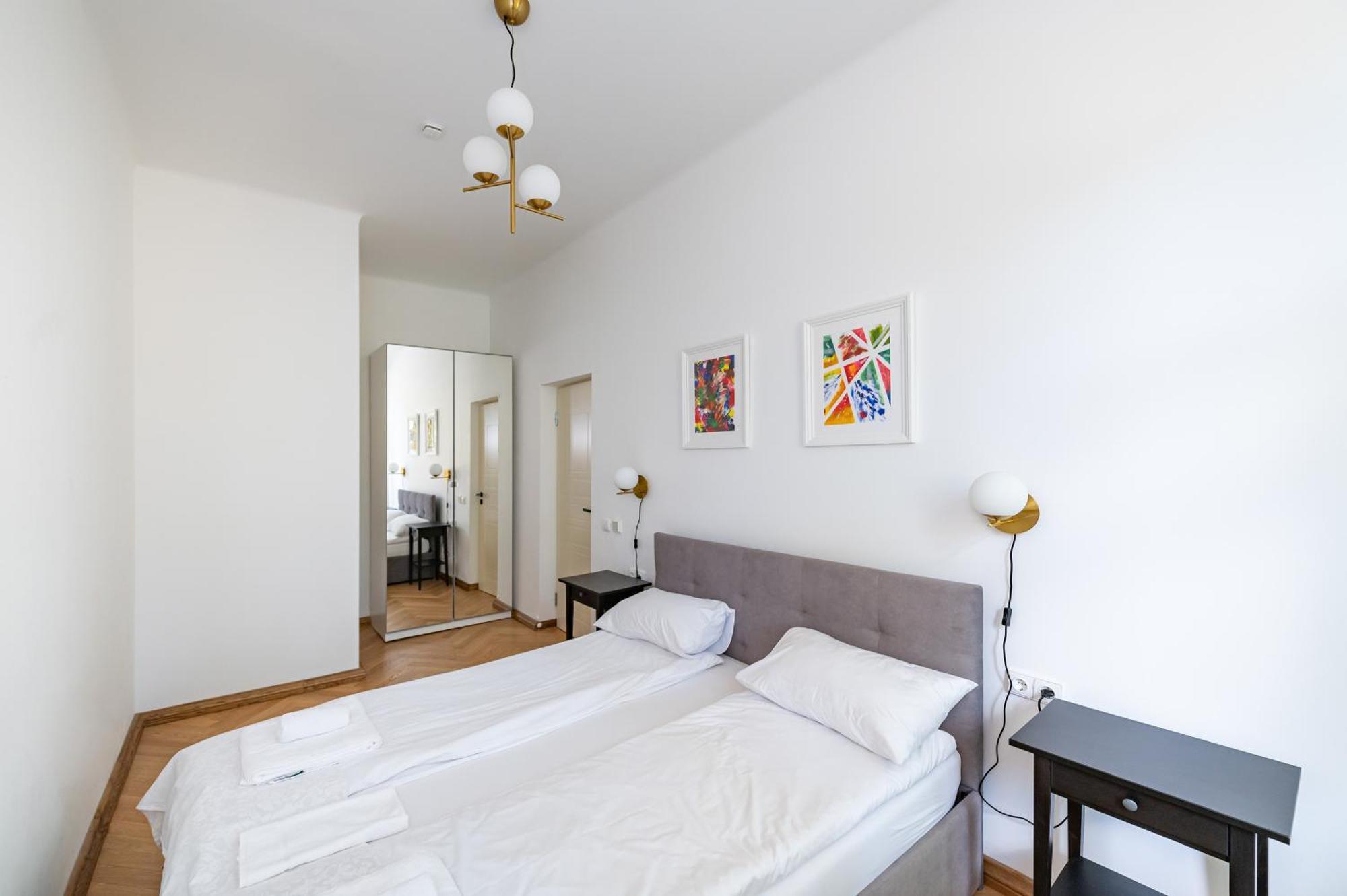 Park Avenue Apartments By Hostlovers カウナス エクステリア 写真
