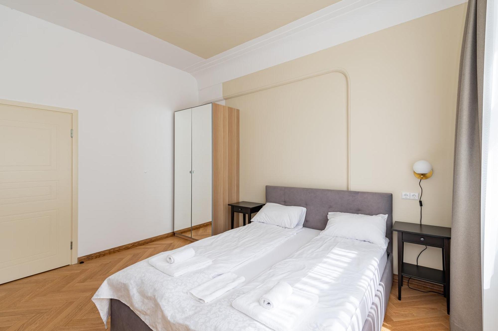 Park Avenue Apartments By Hostlovers カウナス エクステリア 写真