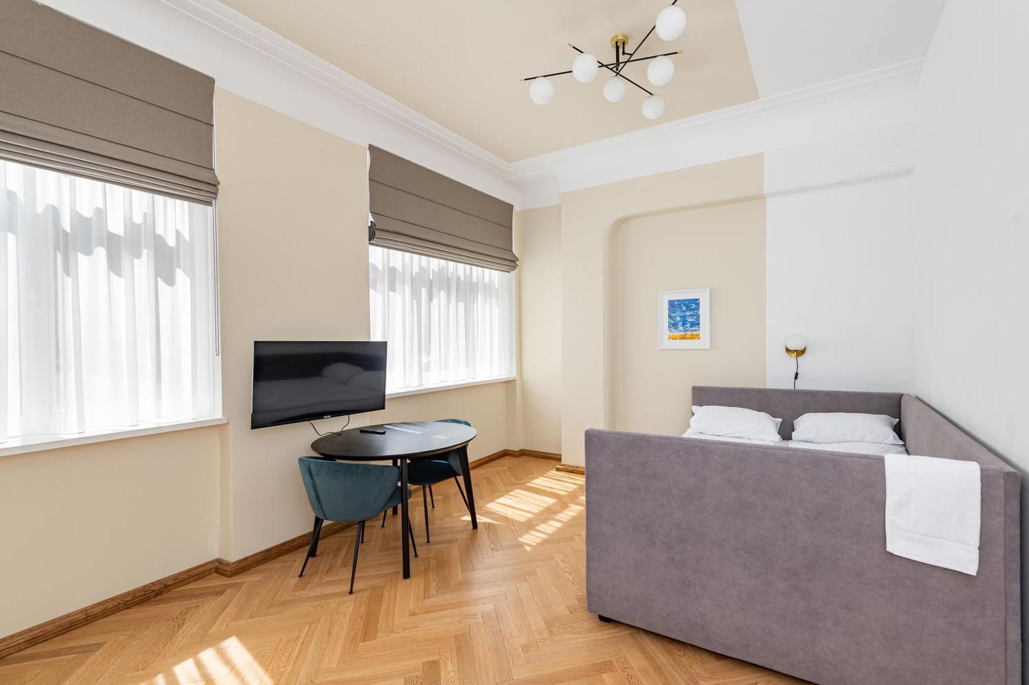 Park Avenue Apartments By Hostlovers カウナス エクステリア 写真