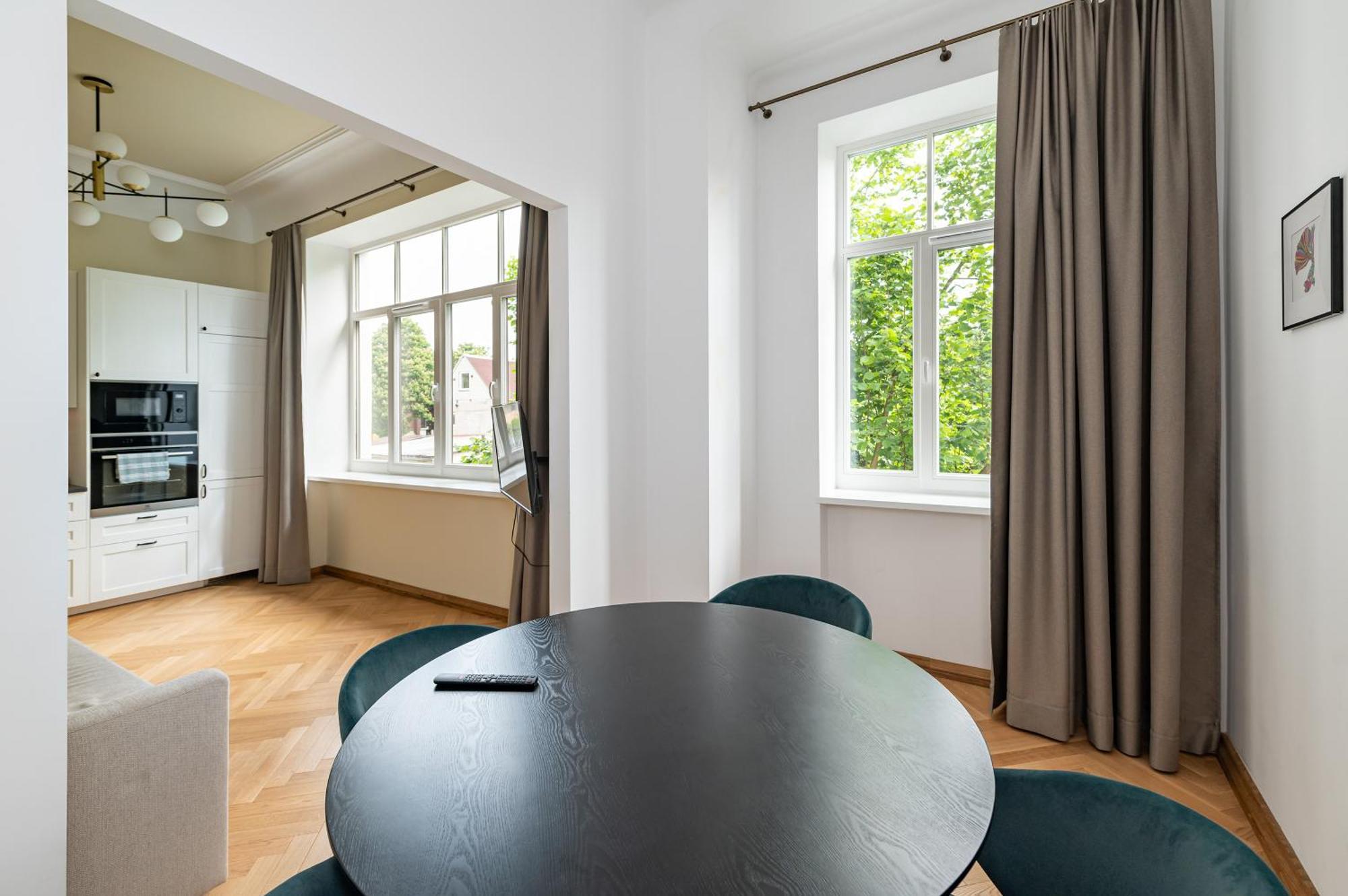 Park Avenue Apartments By Hostlovers カウナス エクステリア 写真